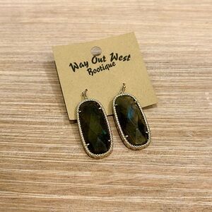 Women’s Gold and Black Dangle Earrings Neutral Stone Intricate Detailing